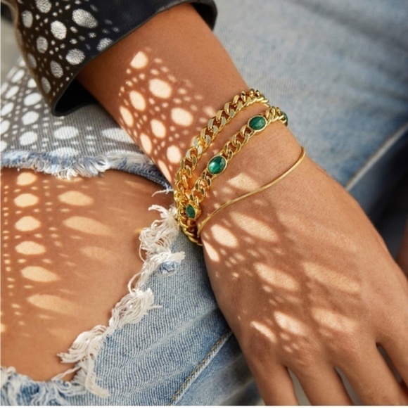 Gold 18k Gold Plated Green Stone Chain Bracelet - Picture 3 of 3